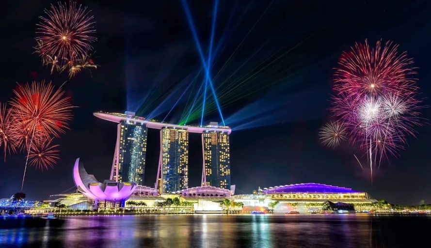 �̰����� ũ����